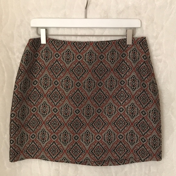 H&M Tribal Weave Mini Skirt | Tagged 10 (Fits like 6) - Picture 3 of 8